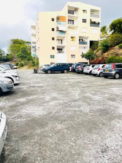 T2 Avec Parking - Entierement Climatise - Chez Elo Apartment Schoelcher Exterior photo